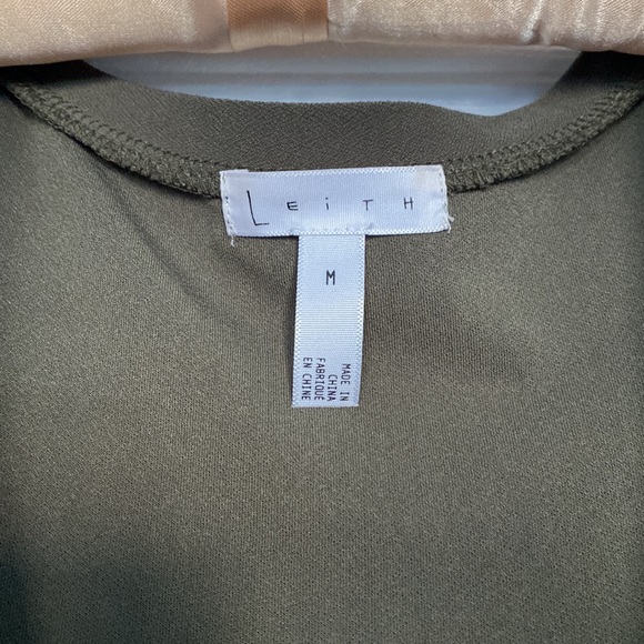 Like-New Leith Dress, Olive, Medium - Picture 6 of 8